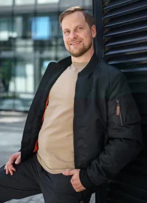 Куртка мужская демисезонная Бомбер, синий купить за 6900 ₽ в магазине «Аматис»